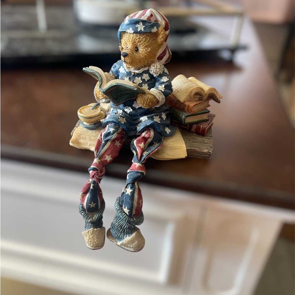 Vintage 90’s | USA Bedtime Bear Figurine